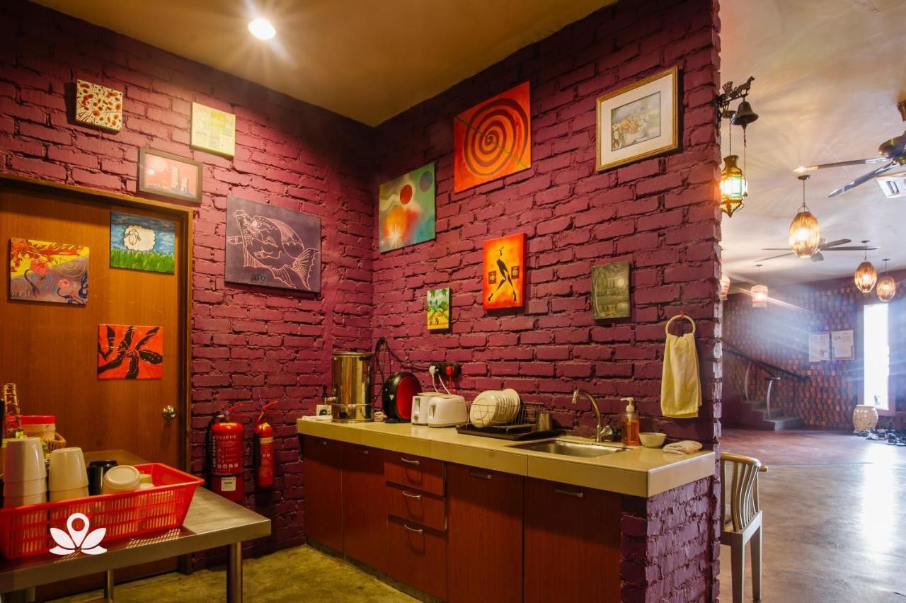קואלה לומפור The Explorers Guesthouse And Hostel מראה חיצוני תמונה
